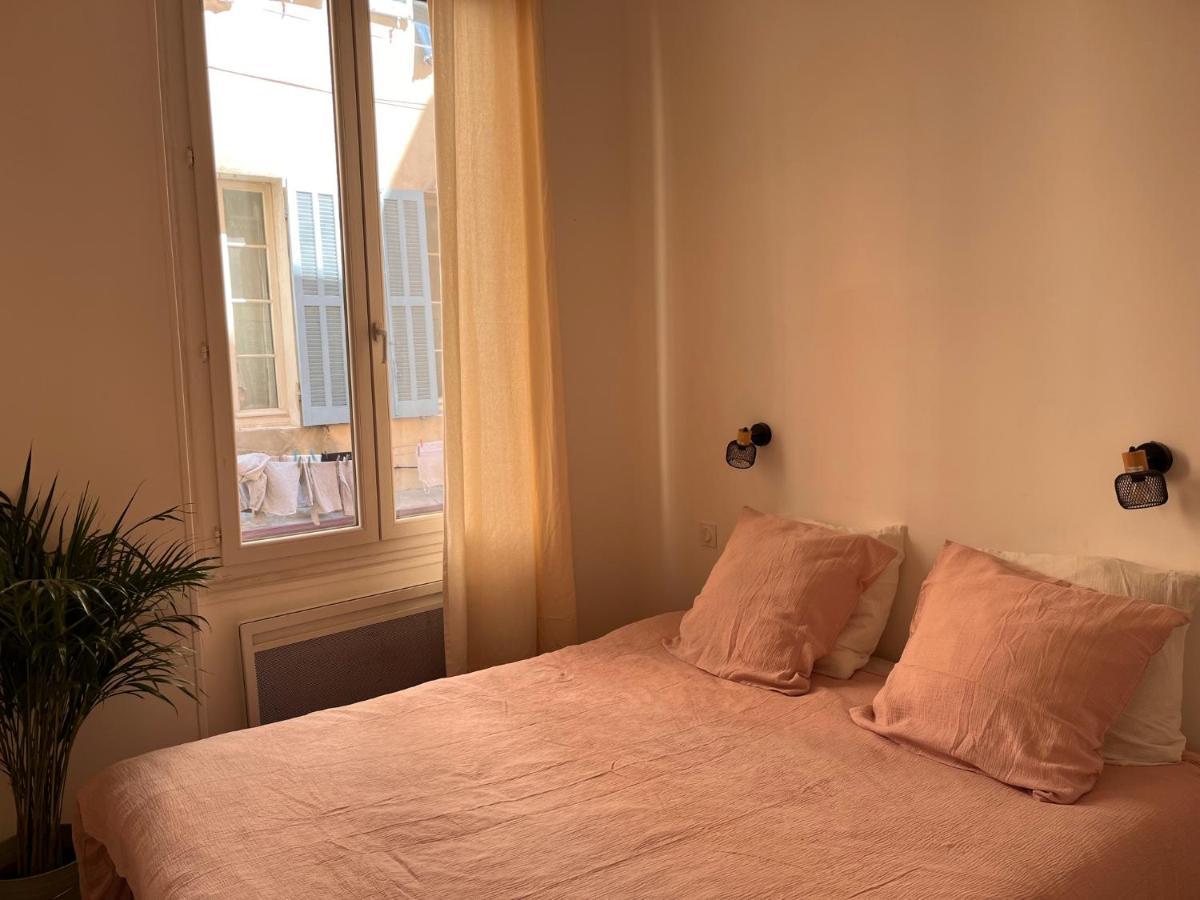 Apartment Le Panier De Blanche Marseille